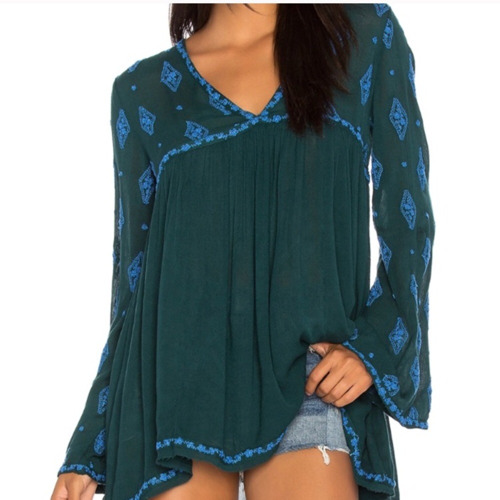 NWT ✨ FREE PEOPLE Embroidered Top
